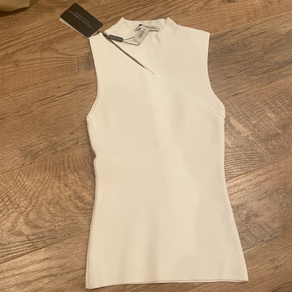 NWT Autumn Cashmere Women’s White Sleeveless Top with opening Size XS - Picture 1 of 8